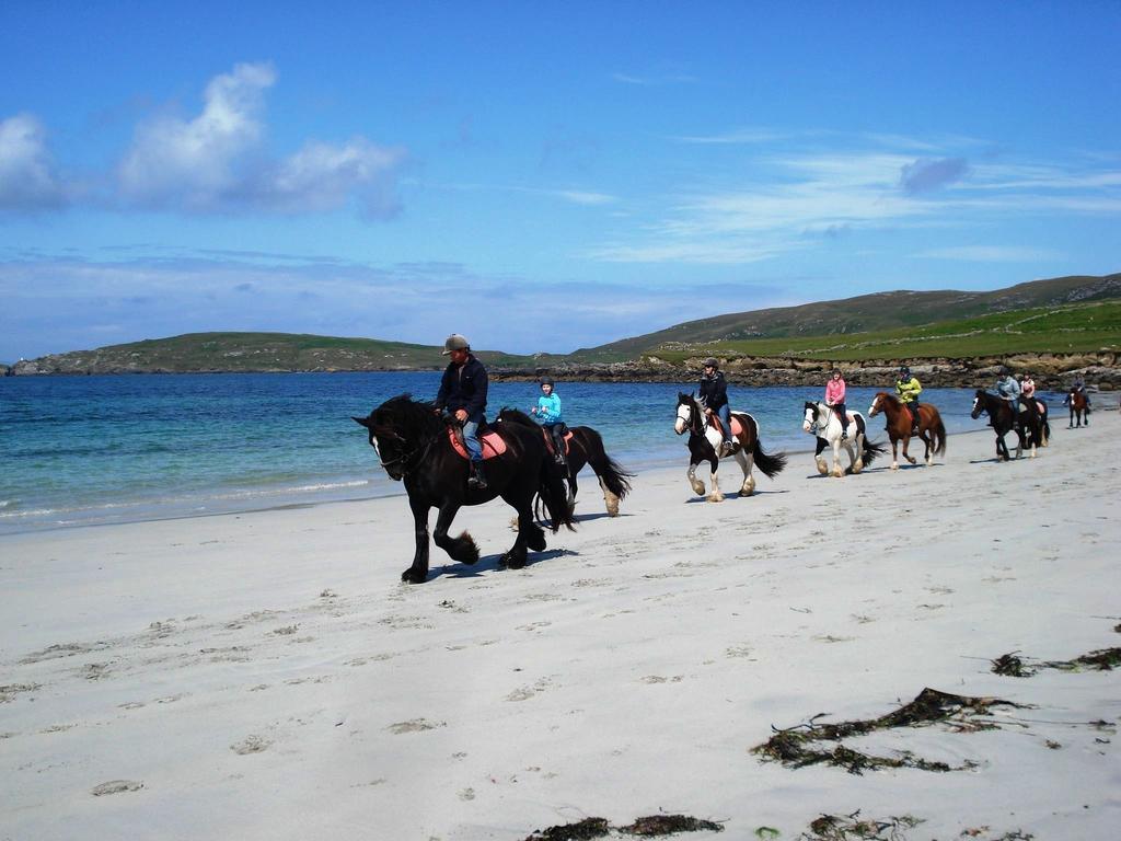 Atlantic Coast Hotel Clifden Exterior photo